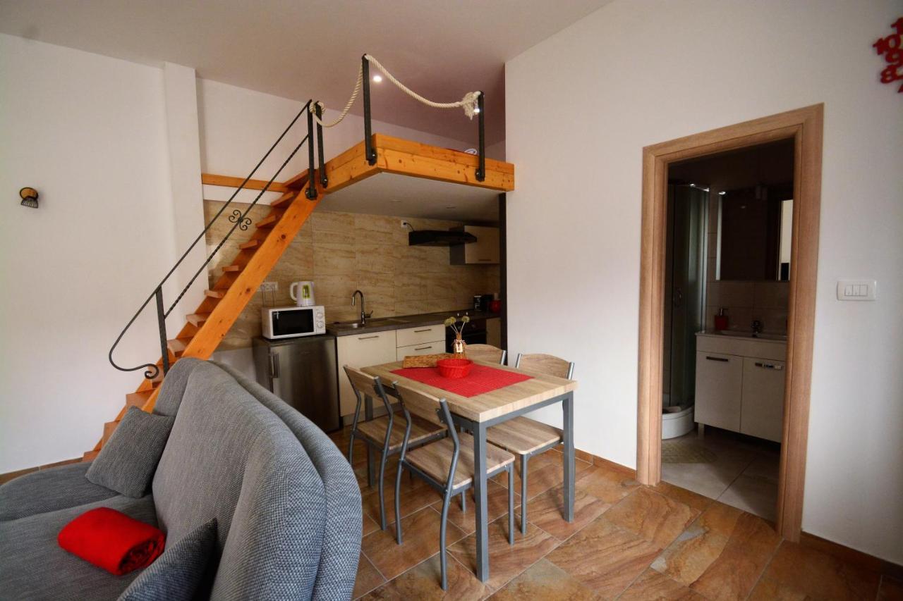 Kala&Tina apartments Podstrana Bagian luar foto