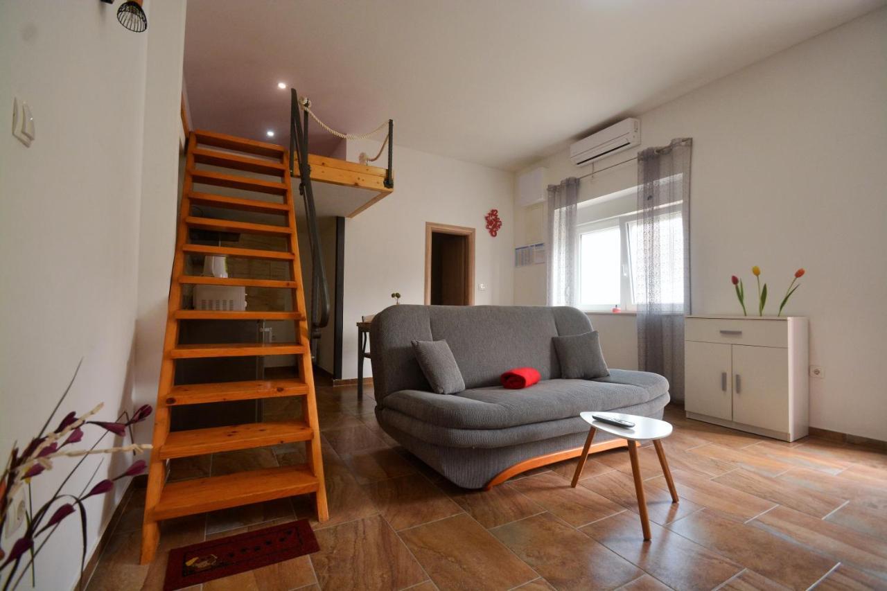 Kala&Tina apartments Podstrana Bagian luar foto