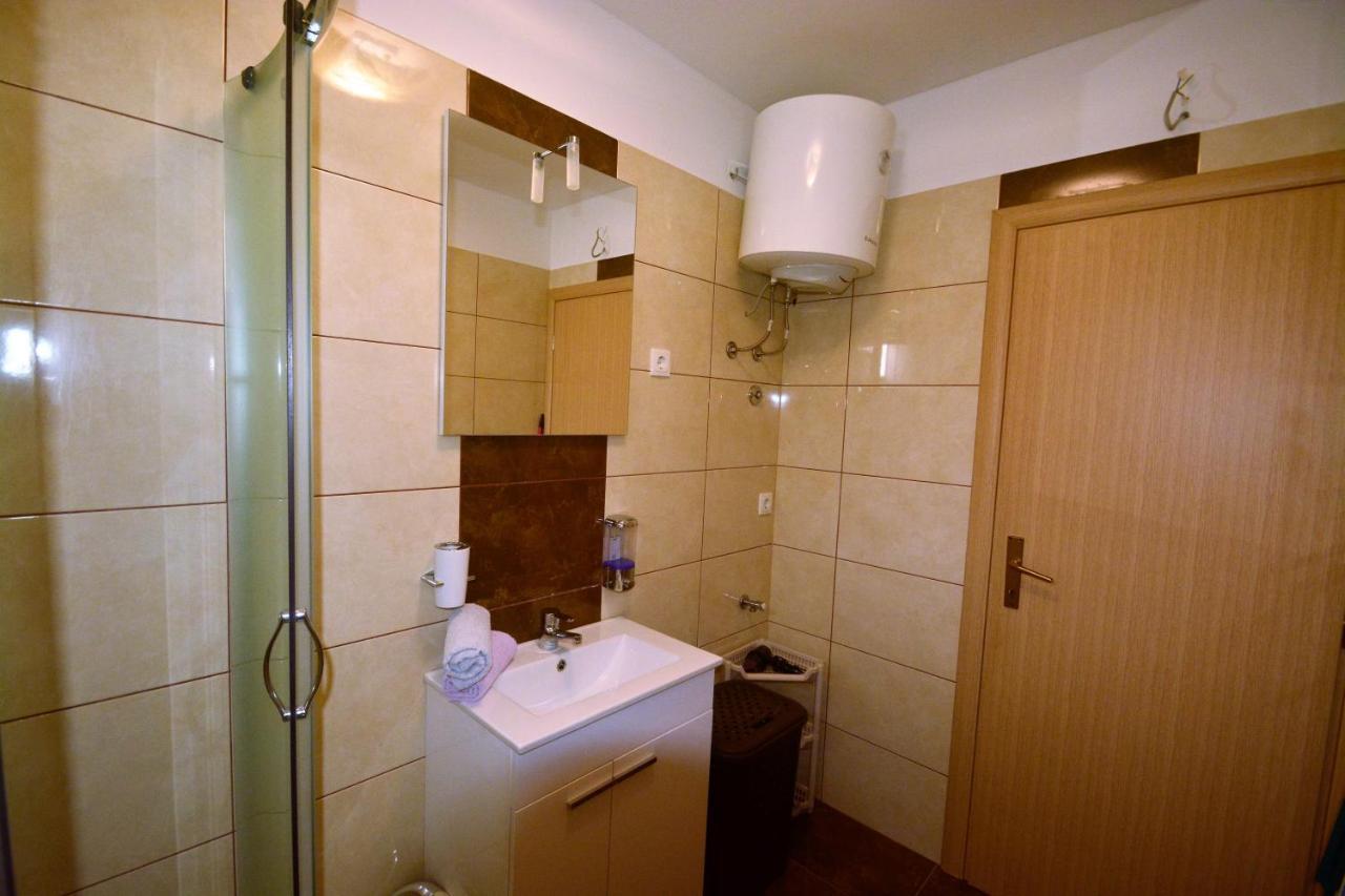 Kala&Tina apartments Podstrana Bagian luar foto