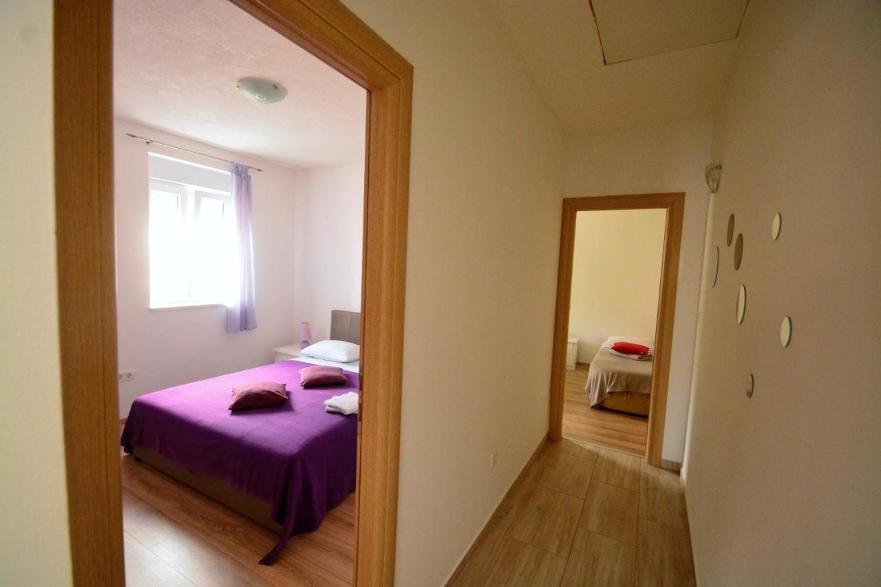 Kala&Tina apartments Podstrana Bagian luar foto