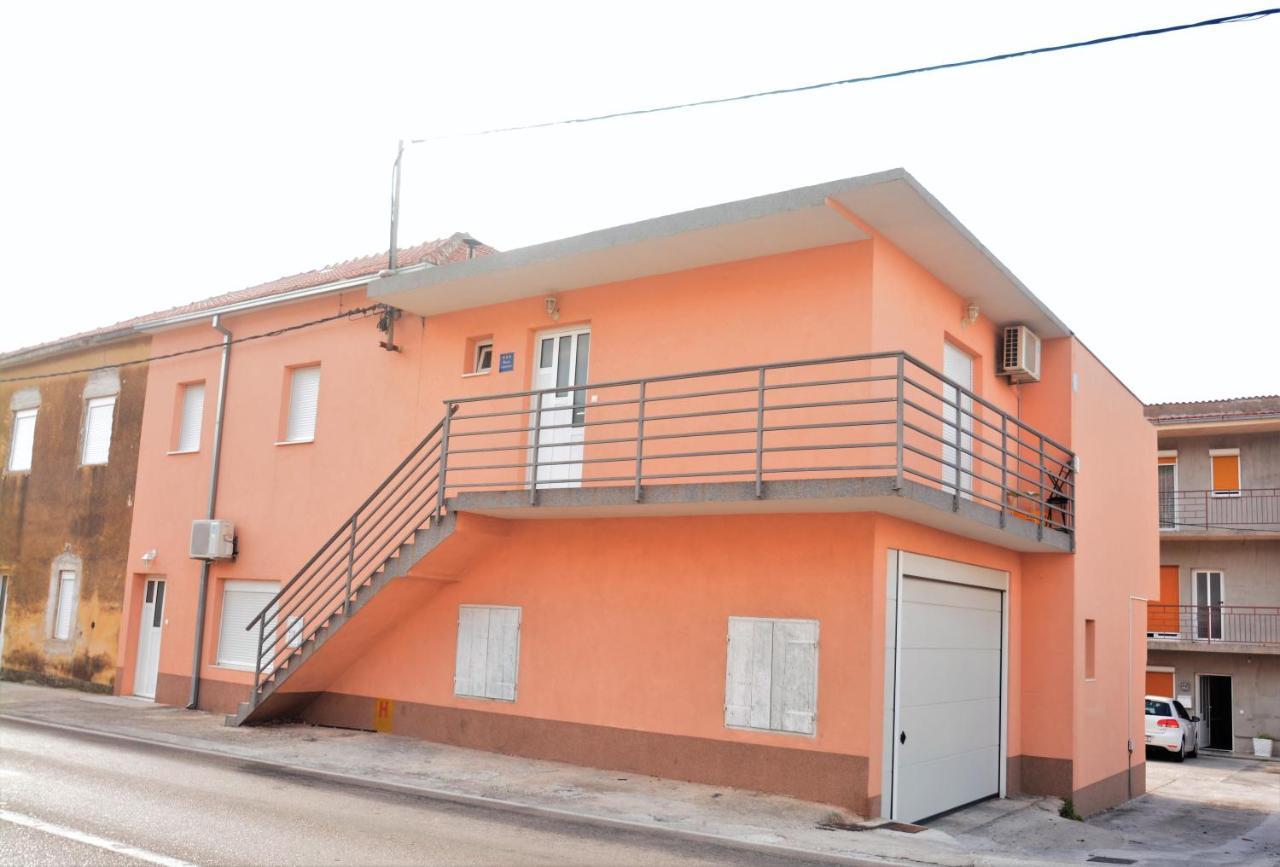 Kala&Tina apartments Podstrana Bagian luar foto